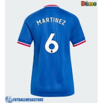 Fotballdrakt Dame Manchester United Lisandro Martinez #6 Bortedrakt 2026-27 Kortermet